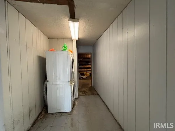 $69,900 | 906 North 10th Street, Vincennes, IN 47591