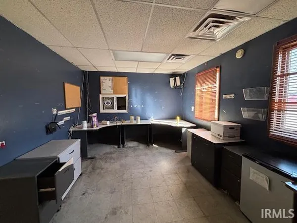 $69,900 | 906 North 10th Street, Vincennes, IN 47591