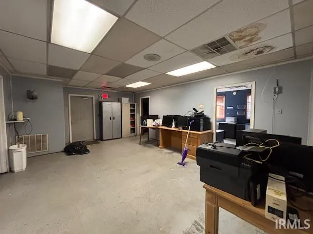 $84,900 | 906 North 10th Street, Vincennes, IN 47591