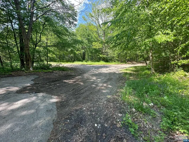 $100,000 | 0 Gladstone Road, West Milford, NJ 07421