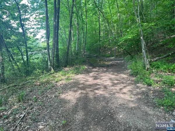 $100,000 | 0 Gladstone Road, West Milford, NJ 07421
