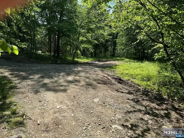 $100,000 | 0 Gladstone Road, West Milford, NJ 07421