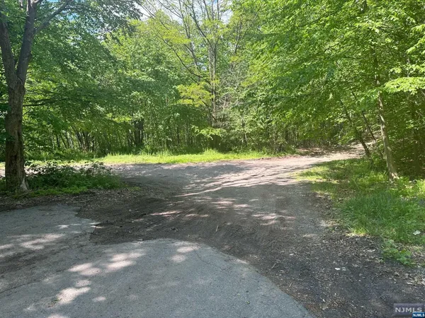 $100,000 | 0 Gladstone Road, West Milford, NJ 07421