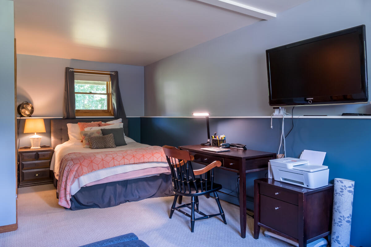 196 Holmes Road Winthrop, ME 04364 - Photo 26 of 57 35-Second bedroom (1 of 7)