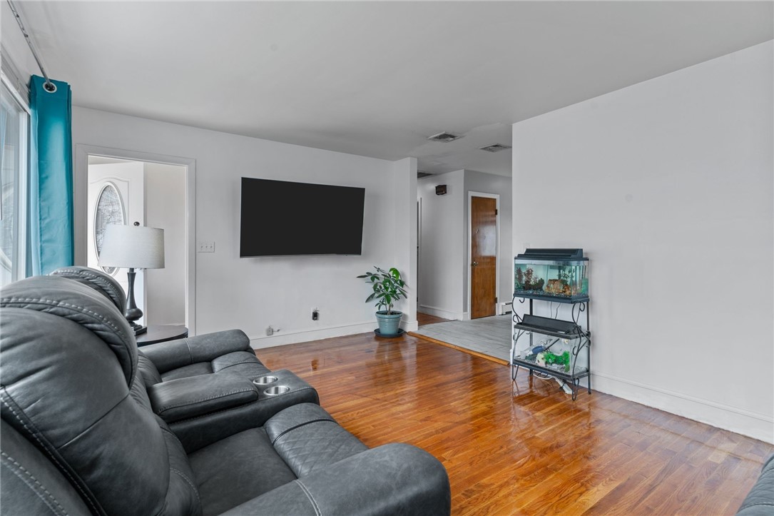 85 Parnell Street Providence, RI 02909 - Photo 17 of 41