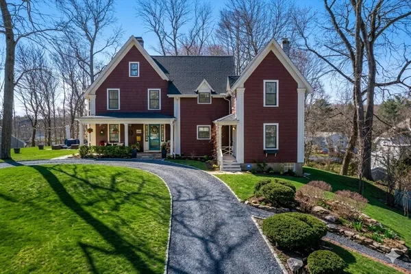 $1,925,000 | 40 Kimlo Road, Wellesley, MA 02481