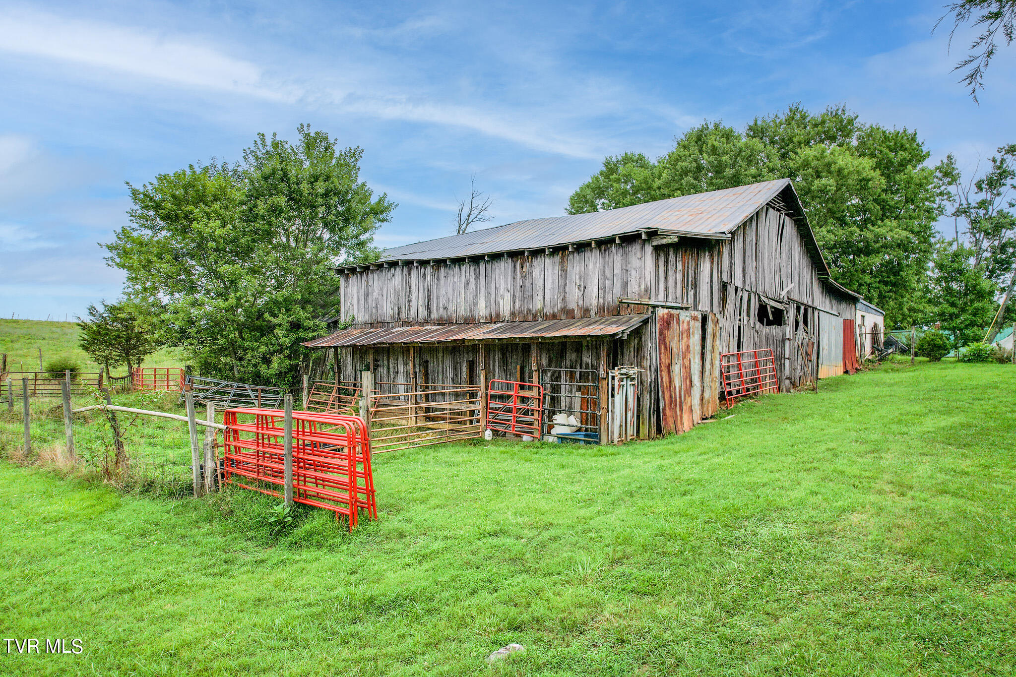 760 Johnson Road Greeneville, TN 37743 - Photo 16 of 68 DJI_0521-Edit