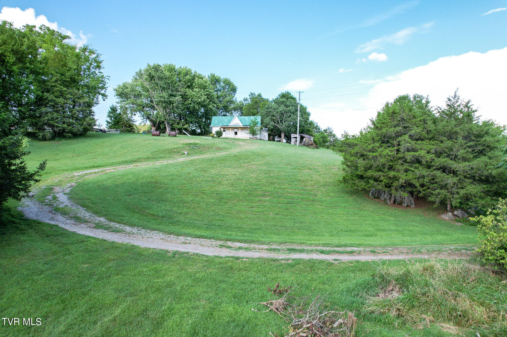 760 Johnson Road Greeneville, TN 37743 - Photo 2 of 68 DJI_0608