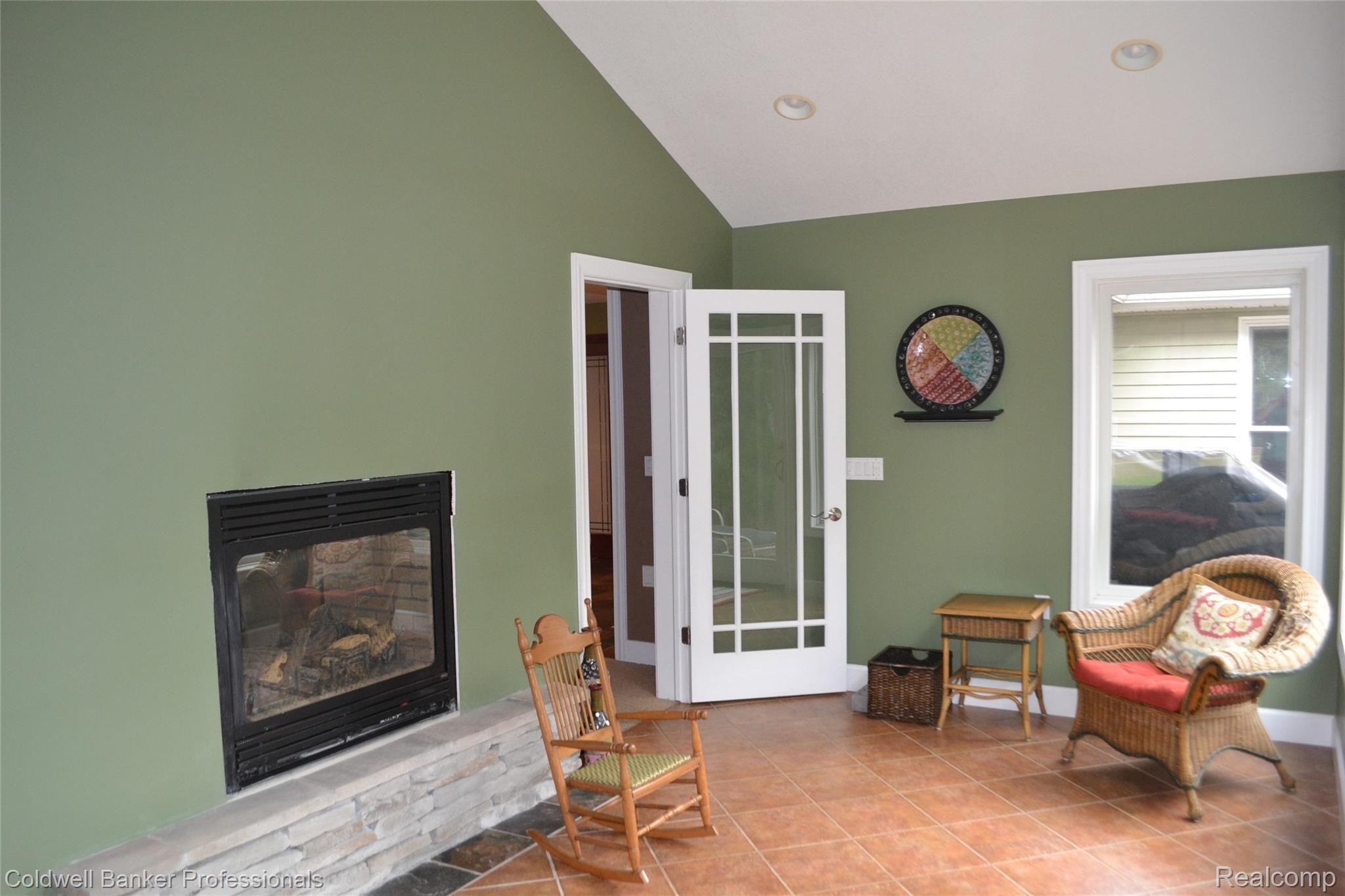 2321 King Road Lapeer, MI 48446 - Photo 16 of 59 DSC_0457.JPG