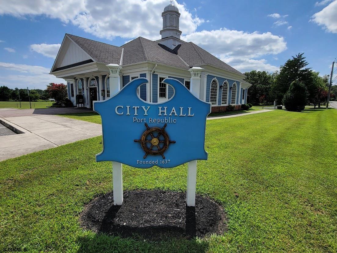 64 Clarks Landing Road Port Republic, NJ 08241 - Photo 48 of 63 a front view of a house with garden