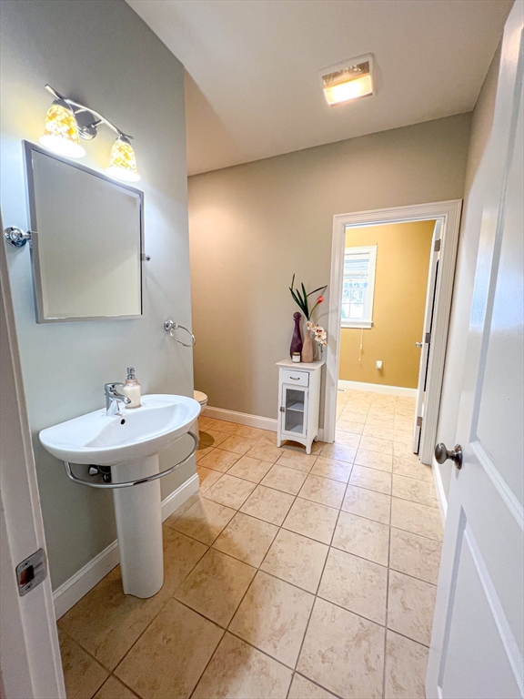 1 Ricks Way Methuen, MA 01844 - Photo 18 of 19 Gallery Image 18