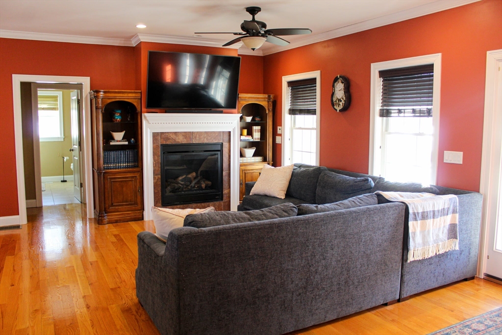 1 Ricks Way Methuen, MA 01844 - Photo 3 of 19 Gallery Image 3