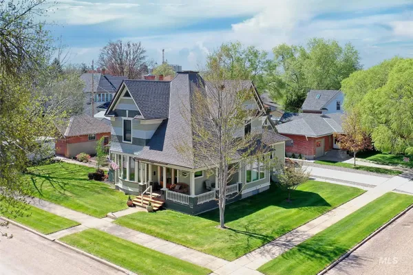 $549,900 | 548 West 2nd Street, Weiser, ID 83672