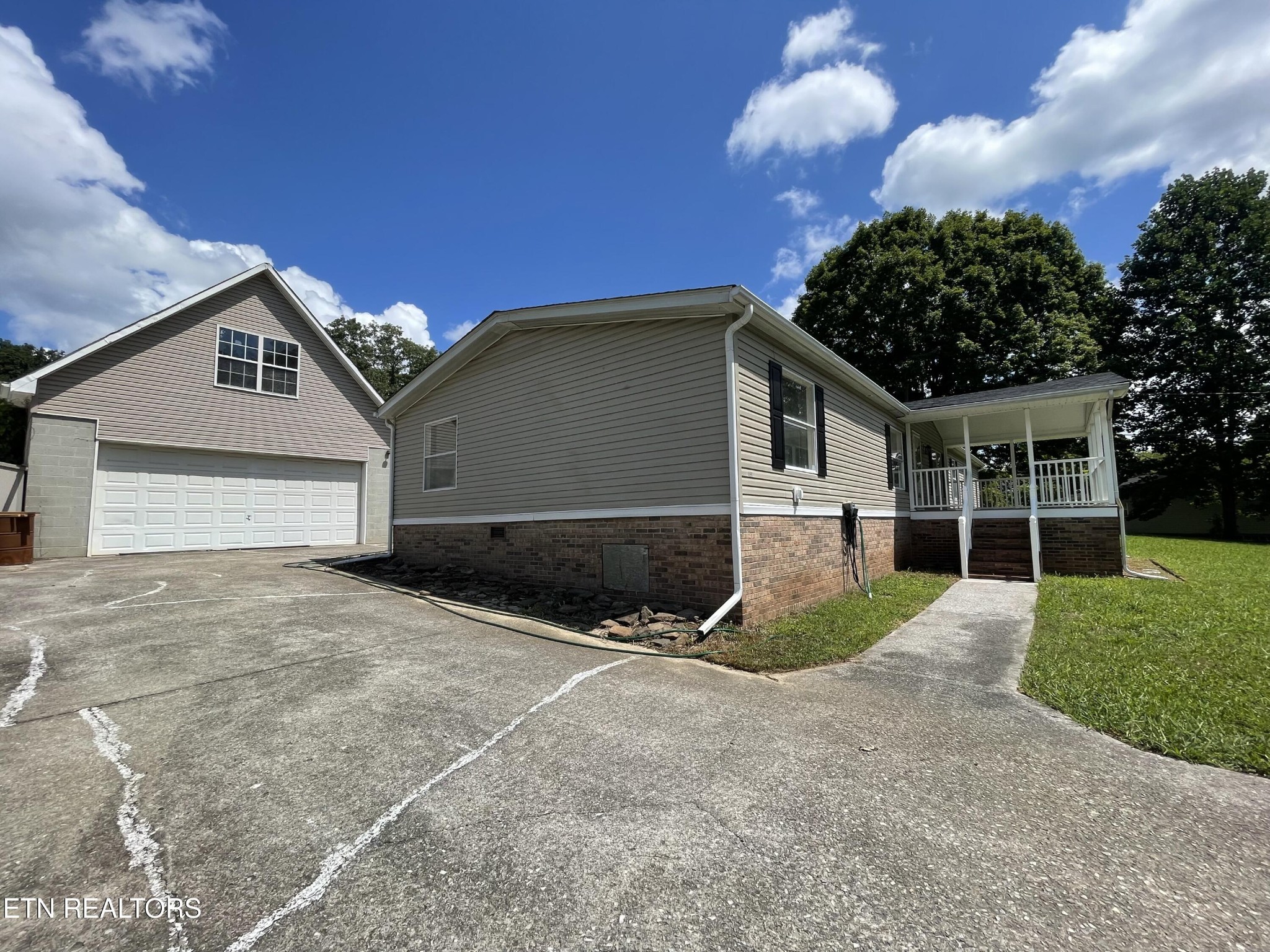 258 Old Tacora Hills Road Clinton, TN 37716 - Photo 37 of 38 Gallery Image 37