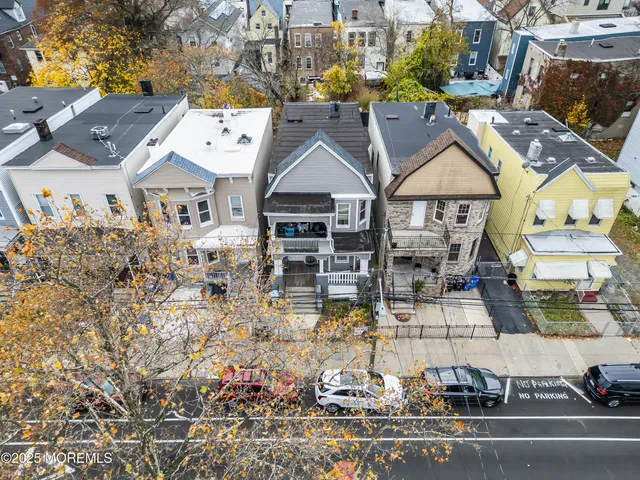 $600,000 | 107 Bidwell Avenue, Jersey City, NJ 07305