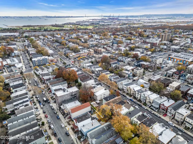 $600,000 | 107 Bidwell Avenue, Jersey City, NJ 07305