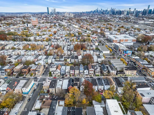 $600,000 | 107 Bidwell Avenue, Jersey City, NJ 07305