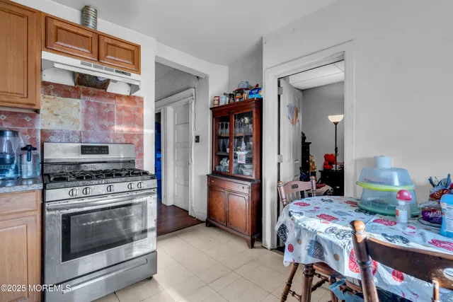 $600,000 | 107 Bidwell Avenue, Jersey City, NJ 07305