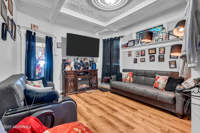 $600,000 | 107 Bidwell Avenue, Jersey City, NJ 07305