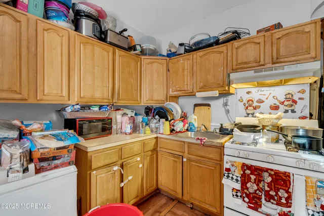 $600,000 | 107 Bidwell Avenue, Jersey City, NJ 07305