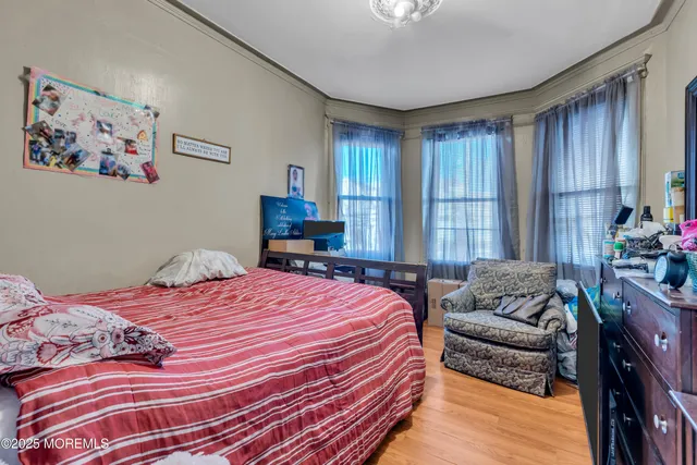 $600,000 | 107 Bidwell Avenue, Jersey City, NJ 07305