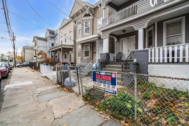 $600,000 | 107 Bidwell Avenue, Jersey City, NJ 07305