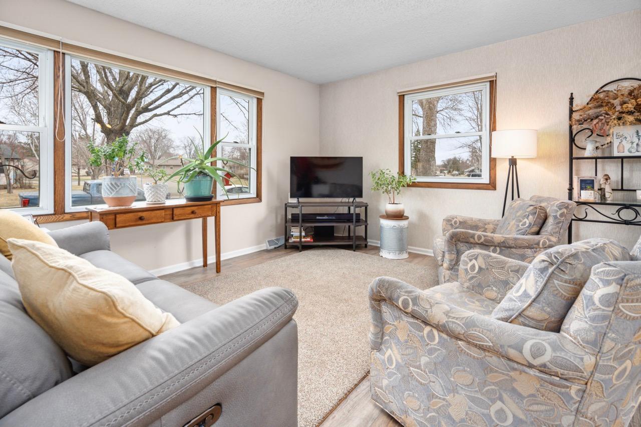 110 4th Avenue Southeast St. Joseph, MN 56374 - Photo 4 of 23