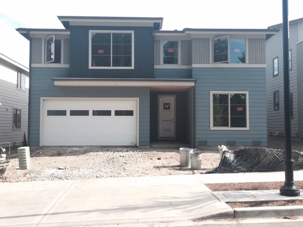 5117 Northeast 12th Street Renton, WA 98059 - Photo 3 of 24