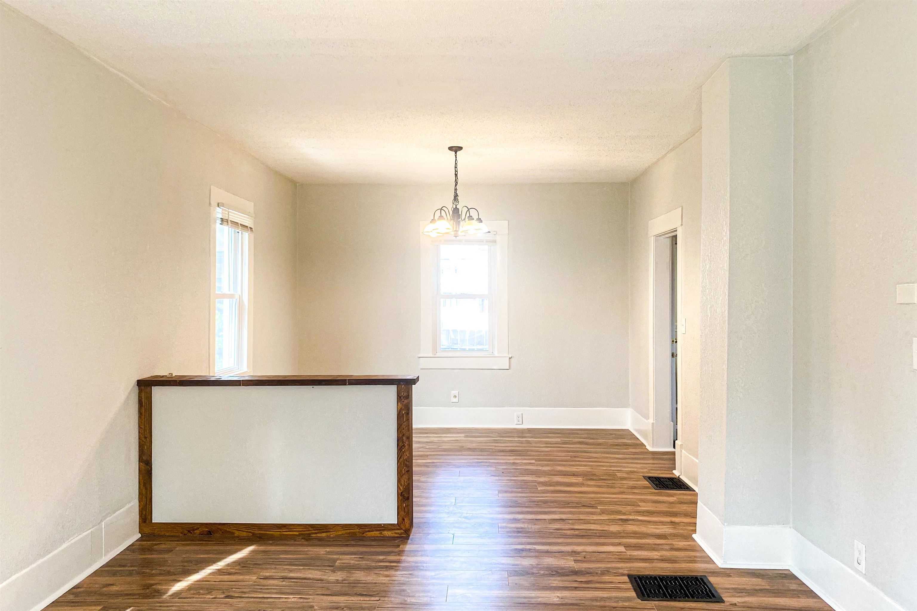 111 Allison Street Newton, KS 67114 - Photo 4 of 18