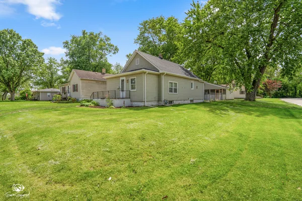 $169,900 | 1501 South 7th Avenue, Kankakee, IL 60901