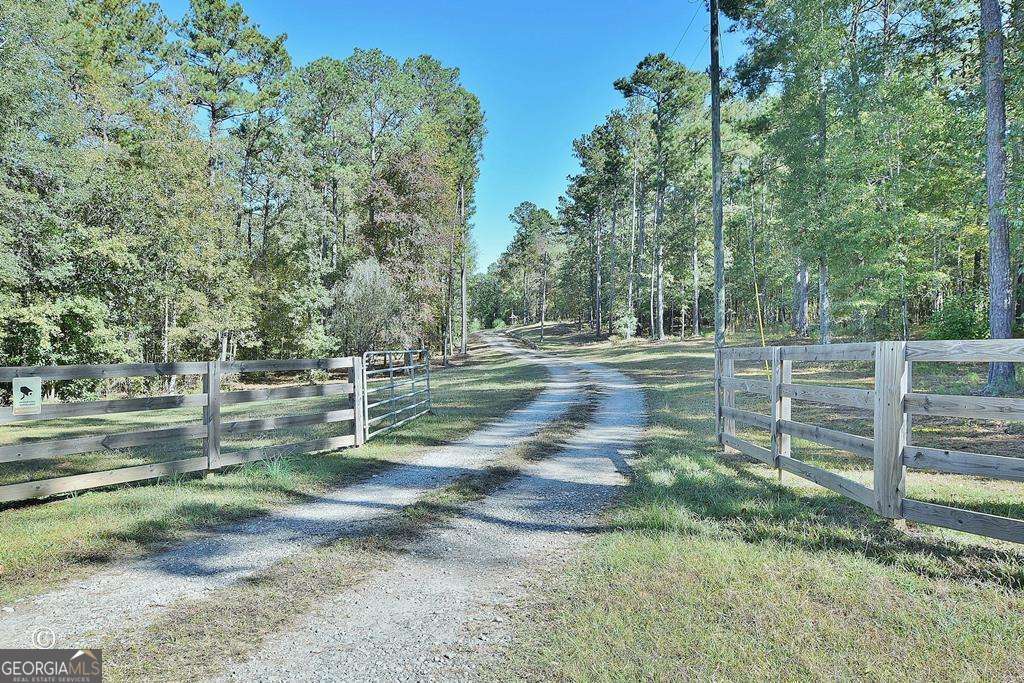 3175 Salem Road Pine Mountain, GA 31822 - Photo 2 of 41 a view of a park