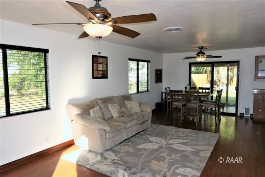 1359 North Mahan Street Ridgecrest, CA 93555 - Photo 2 of 33 Gallery Image 2