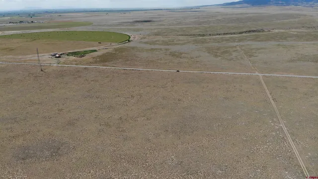 a view of a room with an empty space