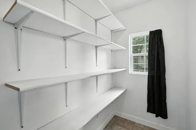 $300,000 | 217 South Broadway Street, Tekoa, WA 99033