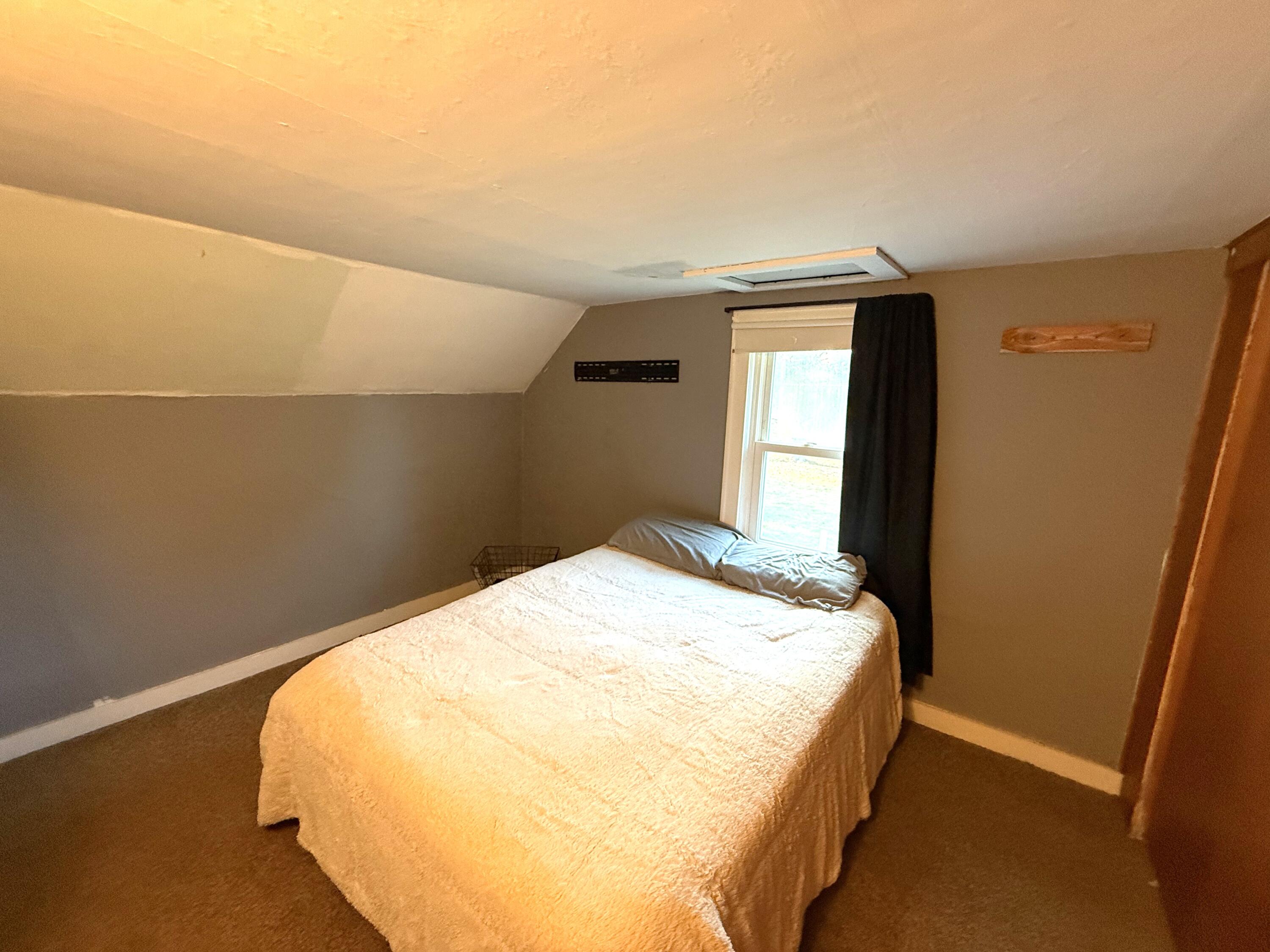 5485 West Columbia Road Mason, MI 48854 - Photo 26 of 28 Upper room