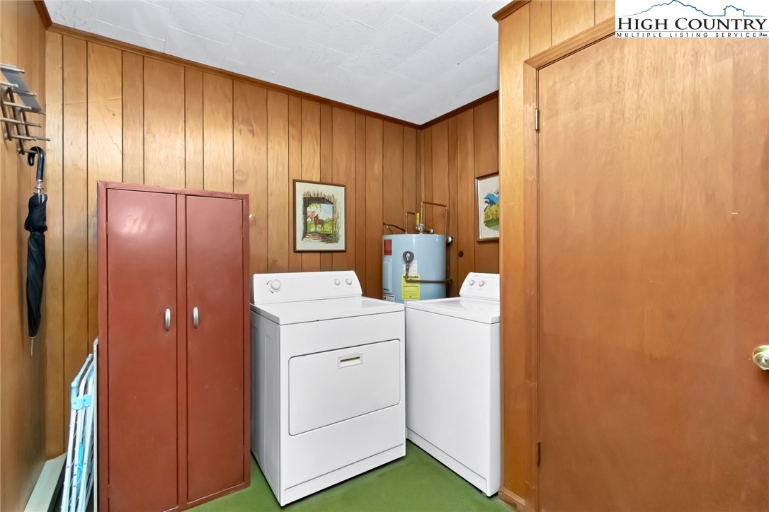 206 Oak Road Beech Mountain, NC 28604 - Photo 16 of 22 a room with storage and utility room