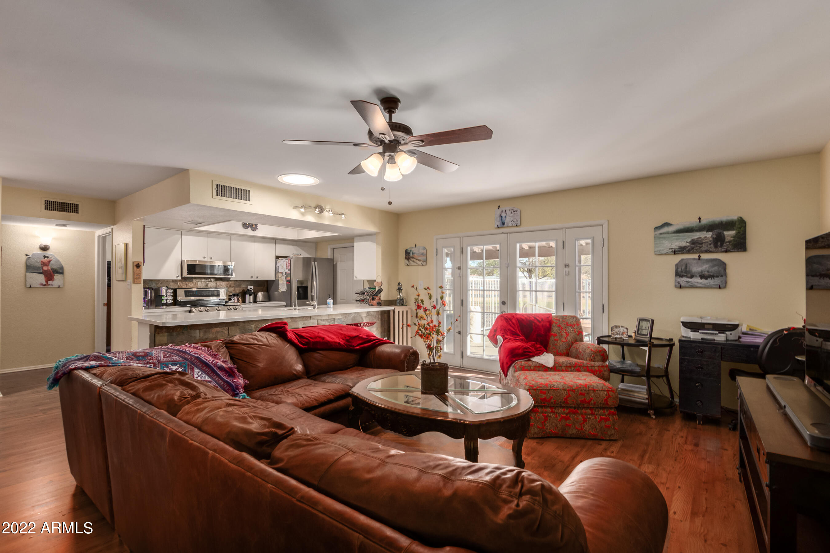 6529 West Fremont Road Laveen, AZ 85339 - Photo 6 of 33 Spacious Living Room