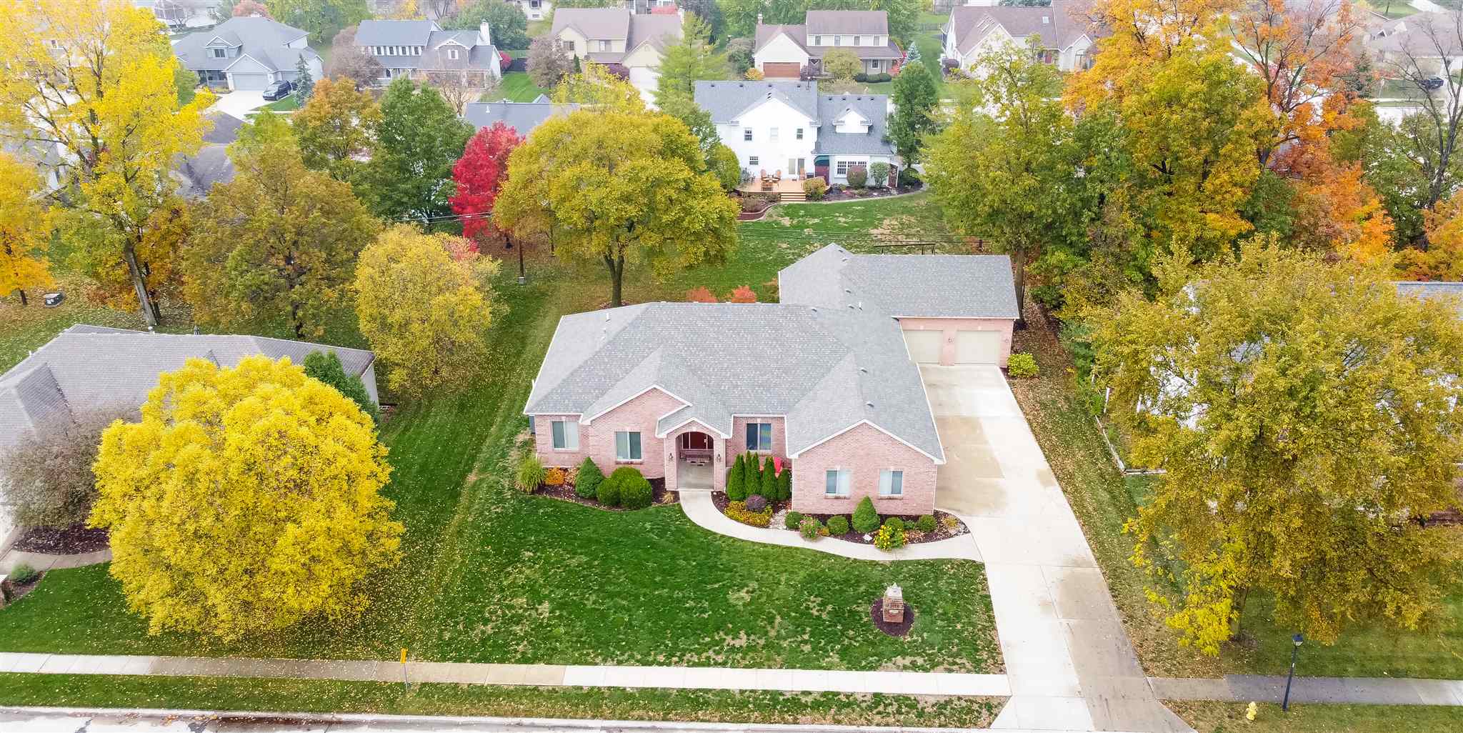 12131 Burning Tree Road Fort Wayne, IN 46845 - Photo 5 of 36 Gallery Image 5