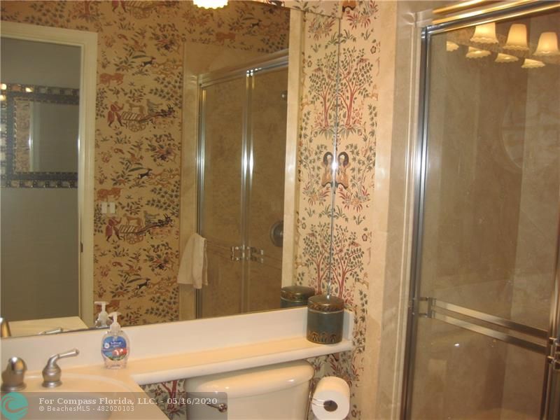 Nautica Isles Greenacres, FL 33463 - Photo 12 of 35 FULL BATH DOWNSTAIRS