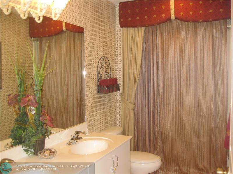 Nautica Isles Greenacres, FL 33463 - Photo 21 of 35 MASTER SHOWER