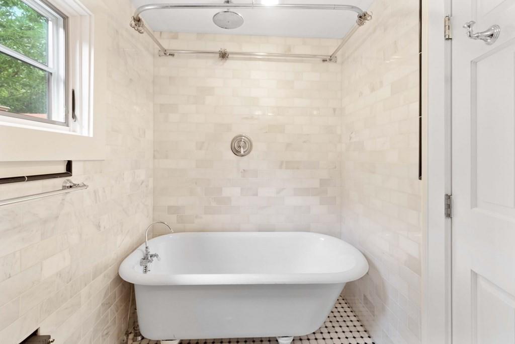 15 Jordan Road Brookline, MA 02446 - Photo 22 of 33 Gallery Image 22