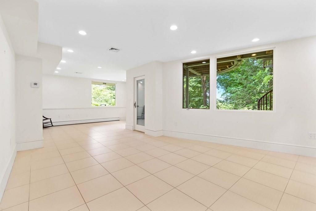 15 Jordan Road Brookline, MA 02446 - Photo 25 of 33 Gallery Image 25