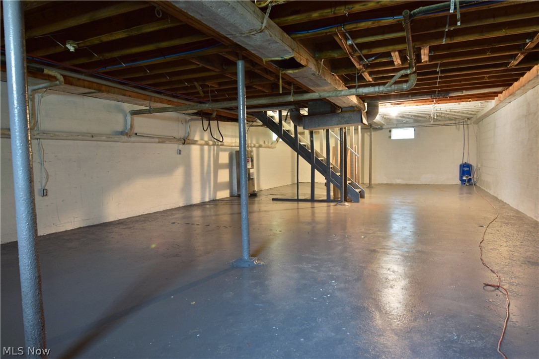 5985 Parkman Road Northwest Warren, OH 44481 - Photo 28 of 35 Gallery Image 28