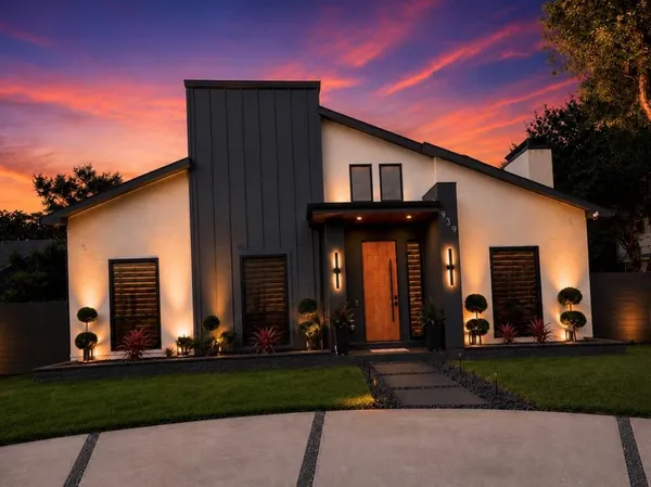 $12,500 | 939 North Buckner Boulevard, Dallas, TX 75218