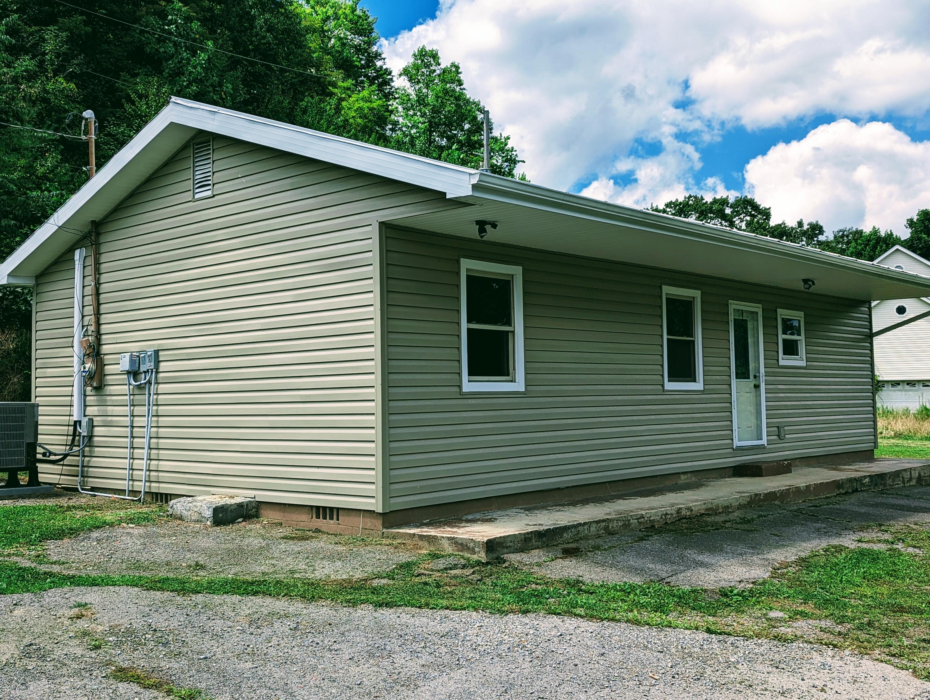 3396 Rockhouse Road Coeburn, VA 24230 - Photo 6 of 18 PXL_20230811_180154289
