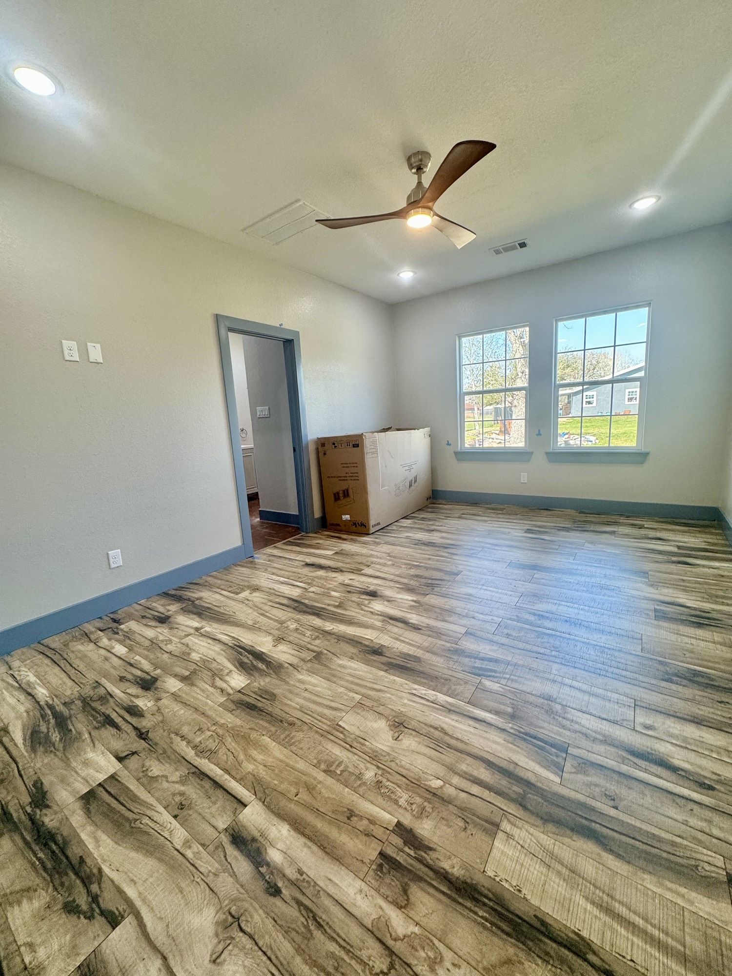 119 North 8th Street Beasley, TX 77417 - Photo 13 of 38