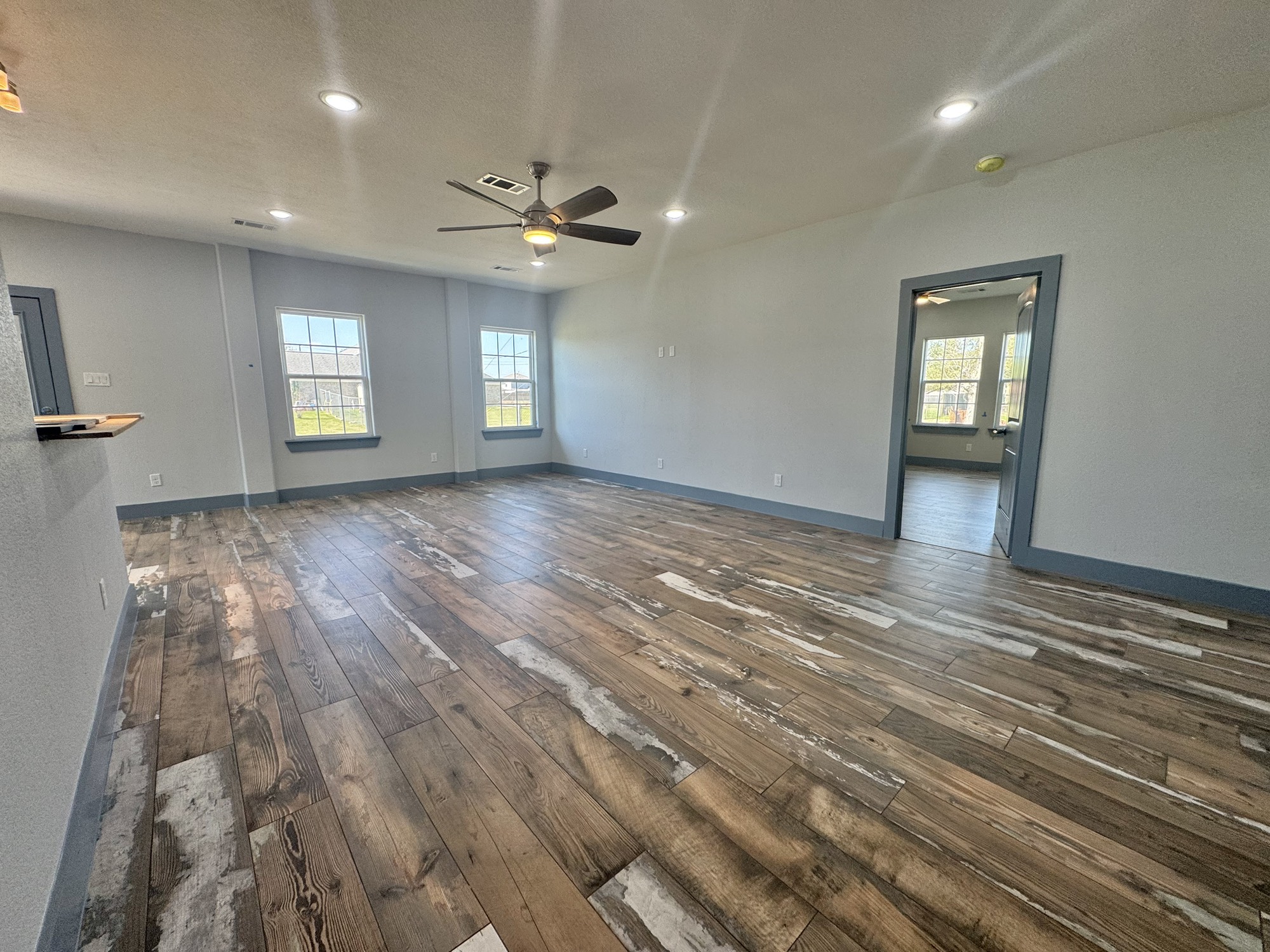 119 North 8th Street Beasley, TX 77417 - Photo 5 of 38