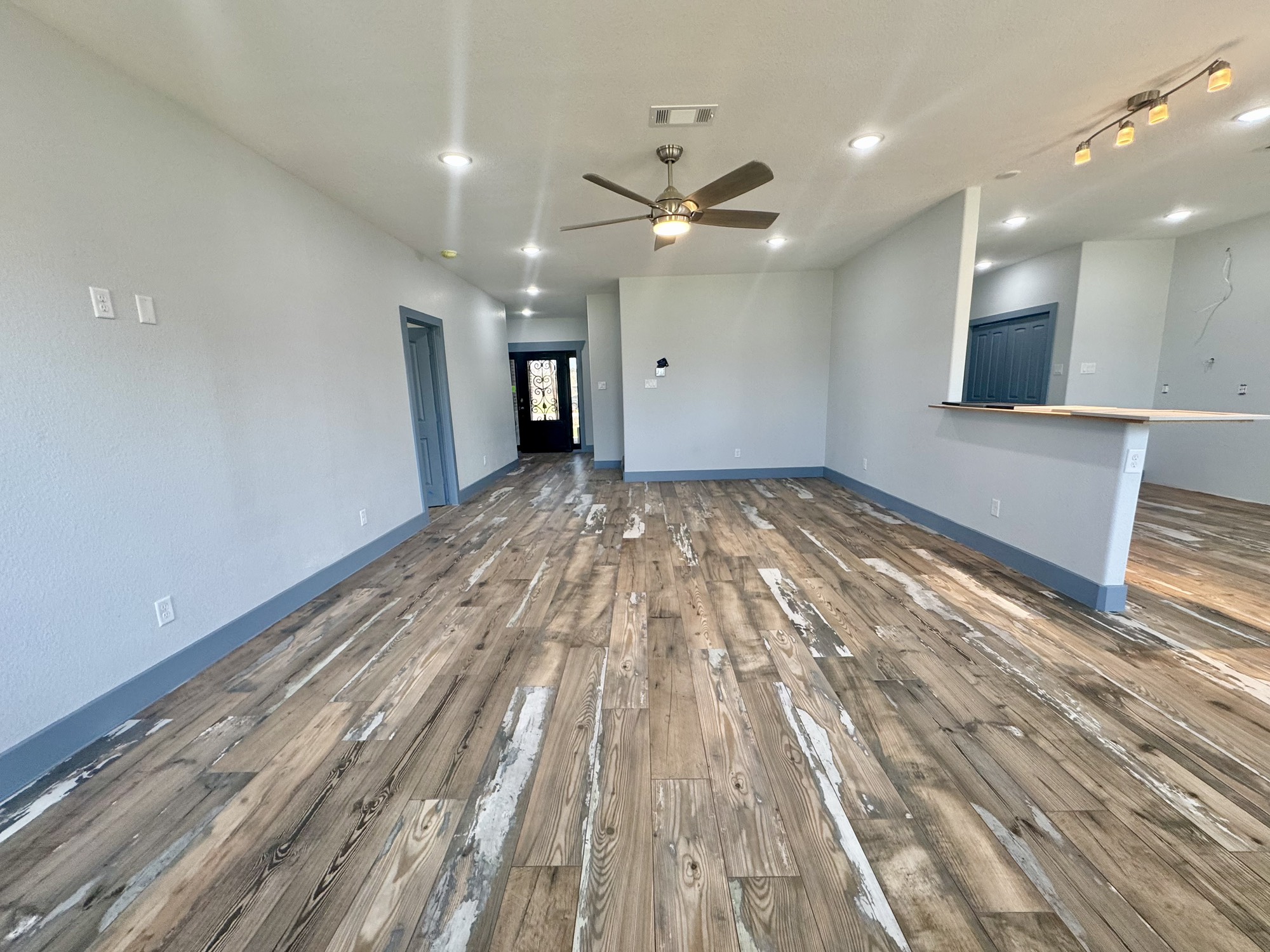 119 North 8th Street Beasley, TX 77417 - Photo 6 of 38