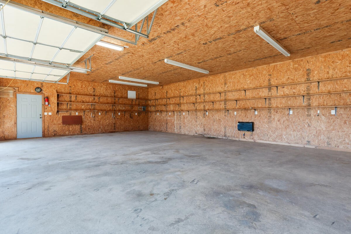 1471 New Hope Church Road Tunnel Hill, GA 30755 - Photo 27 of 45 a view of a garage