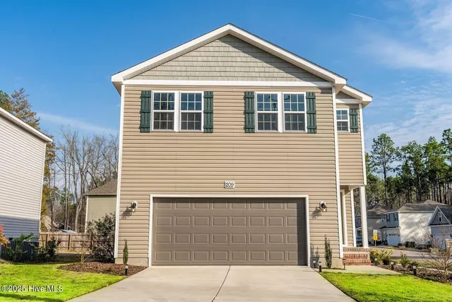 $2,200 | 209 South Pine Street, Aberdeen, NC 28315